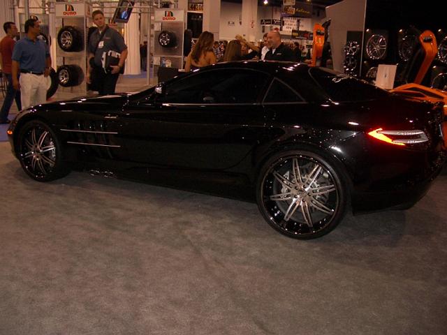 02-Mercedes-SLR-lg.jpg