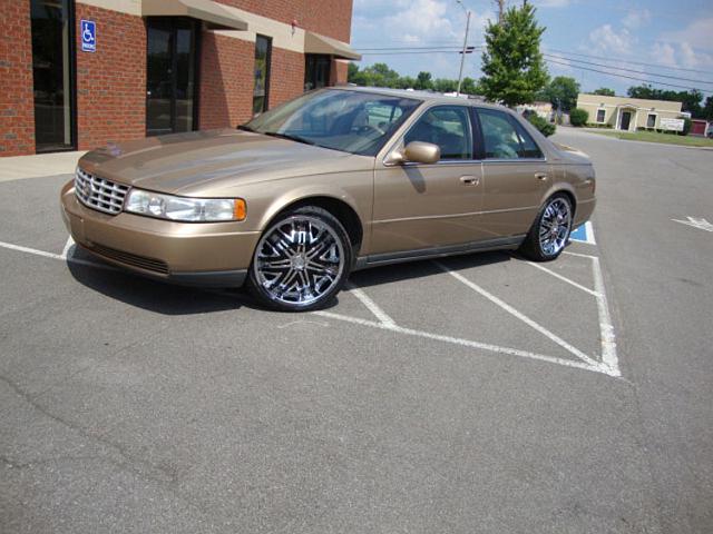 Gold-Caddy-on-20-inch-515-2.jpg