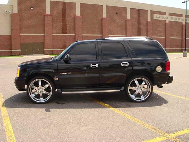 26ESCALADE-lg.jpg